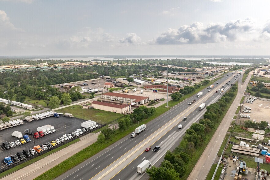 More Photos Of 16939 East Fwy, Channelview Hotel For Sale