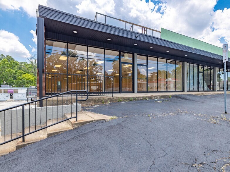 Primary Photo Of 8322-8330 Olive Blvd, Saint Louis Storefront For Lease