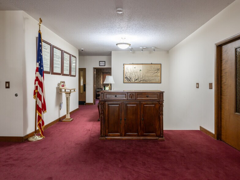 More Photos Of 60 Phifer St, Asheville Medical For Sale