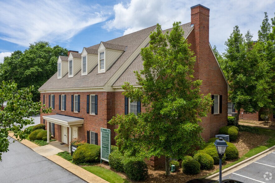 Primary Photo Of 3575 Macon Rd, Columbus Office Residential For Lease