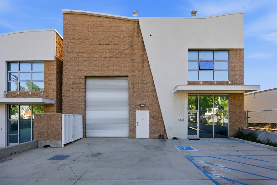 Primary Photo Of 2646 St Louis Ave, Signal Hill Warehouse For Sale