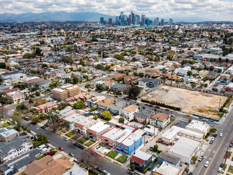 More Photos Of 3110 Raymond Ave, Los Angeles Apartments For Sale