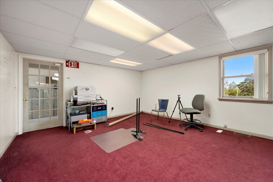 More Photos Of 1660 Champlin Ave, Utica Office Residential For Sale