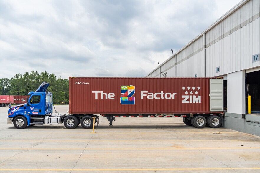 More Photos Of 605 Expansion Blvd, Port Wentworth Warehouse For Lease