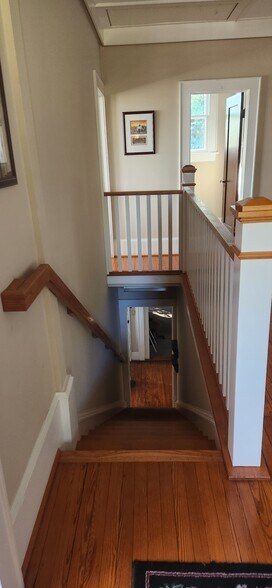 More Photos Of 303 W Trade St, Dallas Office For Sale