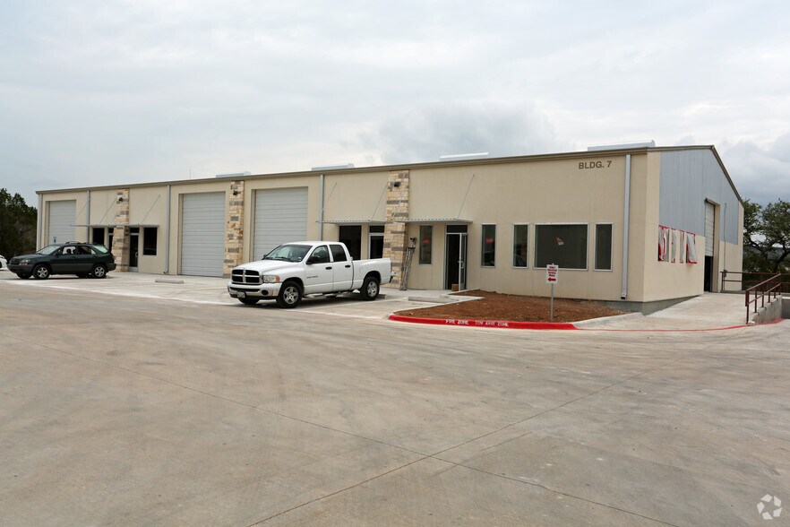 More Photos Of 5200 Electric Ave, Spicewood Unknown For Lease