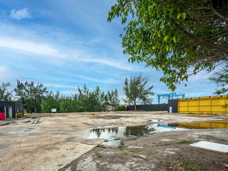 More Photos Of 3440 NW North River Dr, Miami Land For Sale