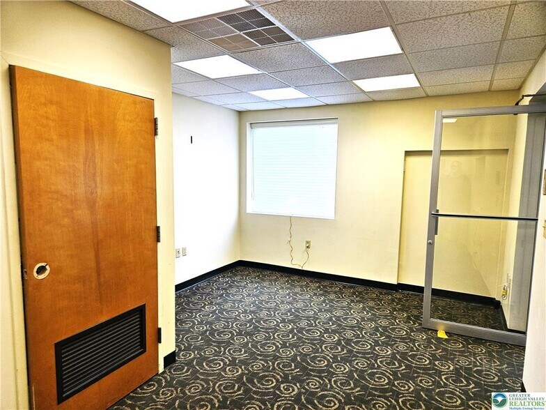 More Photos Of 6626 Main St, Bangor Office For Sale