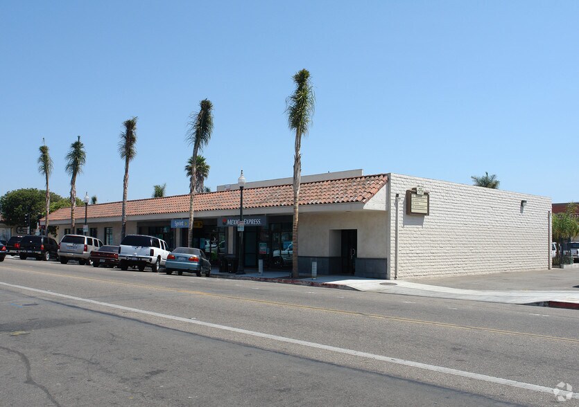 More Photos Of 200-240 W 5th St, Oxnard Unknown For Lease