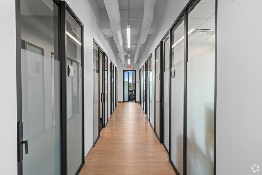 More Photos Of 1489 W Palmetto Park Rd, Boca Raton Coworking Space