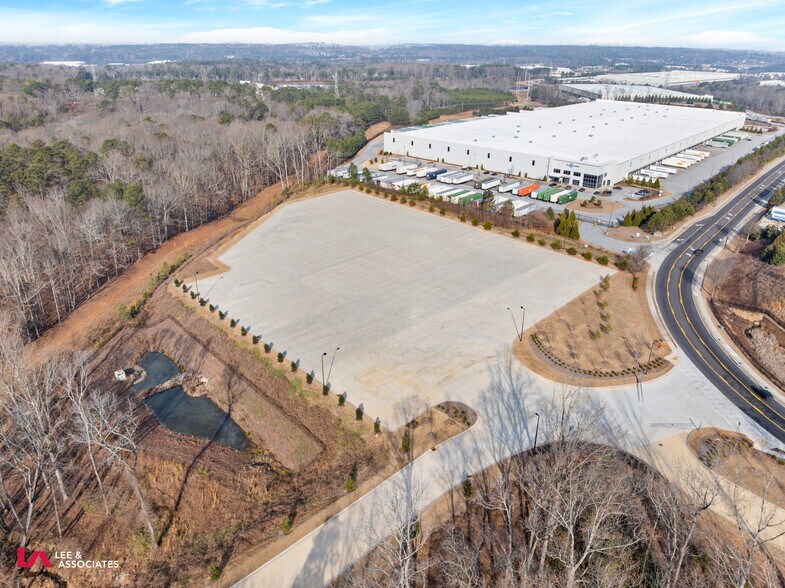 More Photos Of 5001 N Commerce Dr, College Park Warehouse For Lease