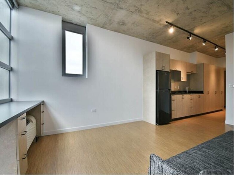 More Photos Of 1519 N Fremont St, Chicago Apartments For Lease