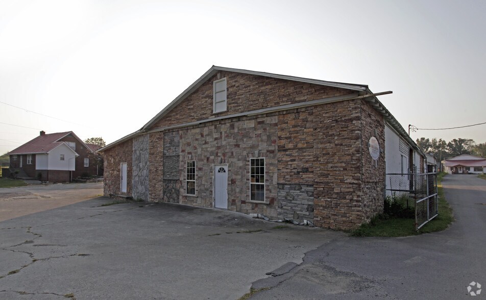 More Photos Of , Maryville Unknown For Sale