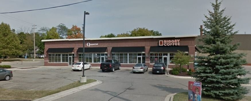 More Photos Of 750 N Cedar St, Lansing Storefront For Sale