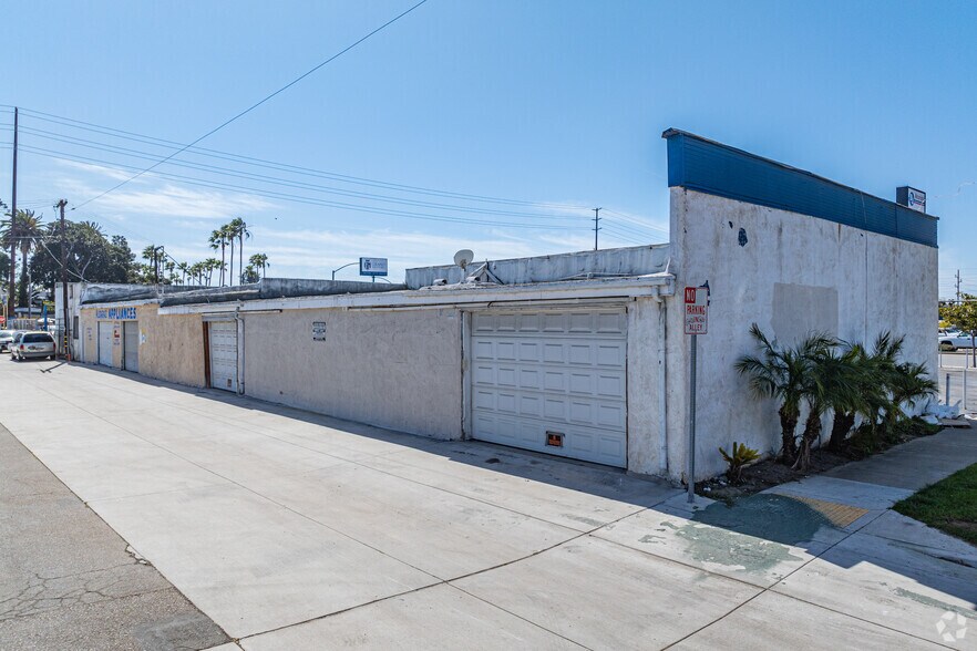 More Photos Of 1705-1727 National City Blvd, National City Auto Dealership For Sale