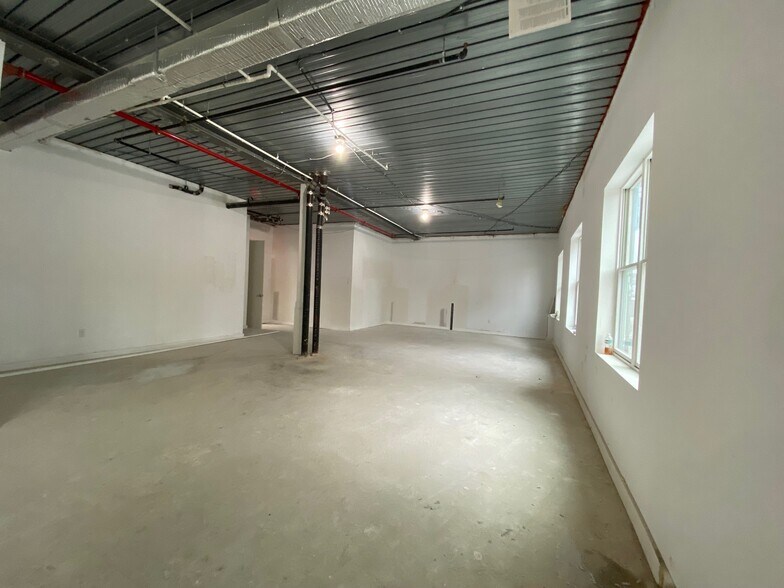 More Photos Of 1084 Rogers Ave, Brooklyn Apartments For Lease