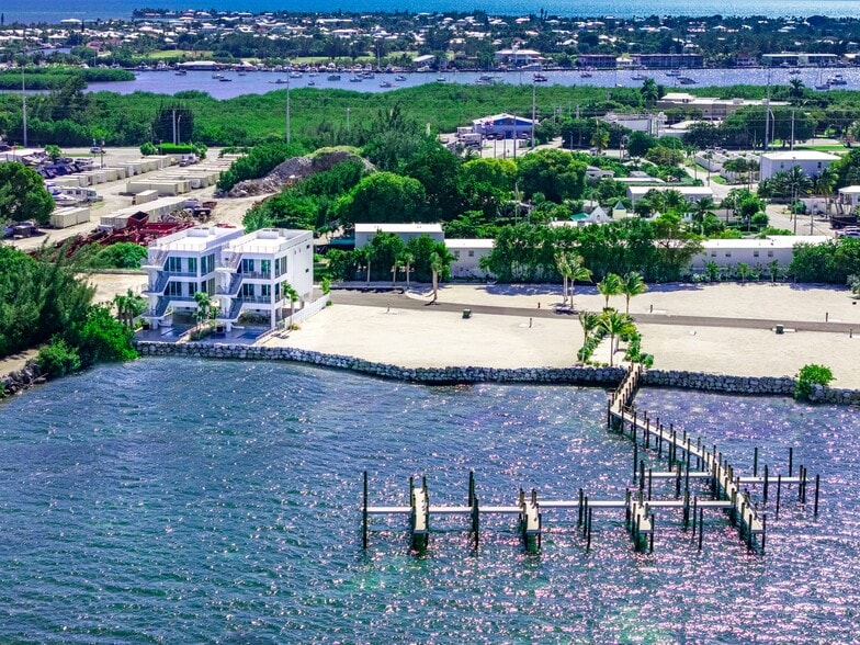 More Photos Of 990 41st St, Marathon Land For Sale