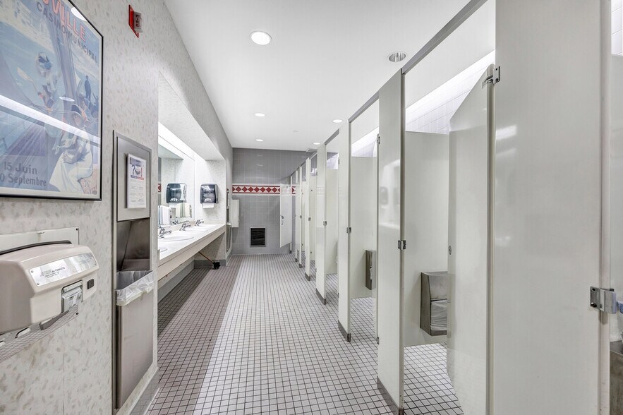More Photos Of 100 W College Ave, Appleton Office For Sale