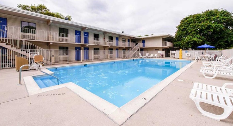 More Photos Of 853 N Military Hwy, Norfolk Hotel For Sale