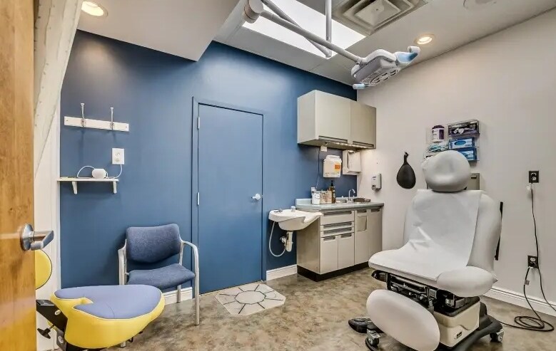 More Photos Of 3055 Route 27, Franklin Park Medical For Sale