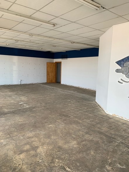 More Photos Of 538 N Main St, Emporia Unknown For Lease