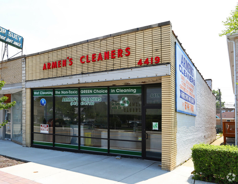 Primary Photo Of 4419 Oakton St, Skokie Storefront For Sale