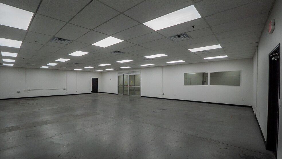 More Photos Of 530 E Pamalyn Ave, Las Vegas Unknown For Lease