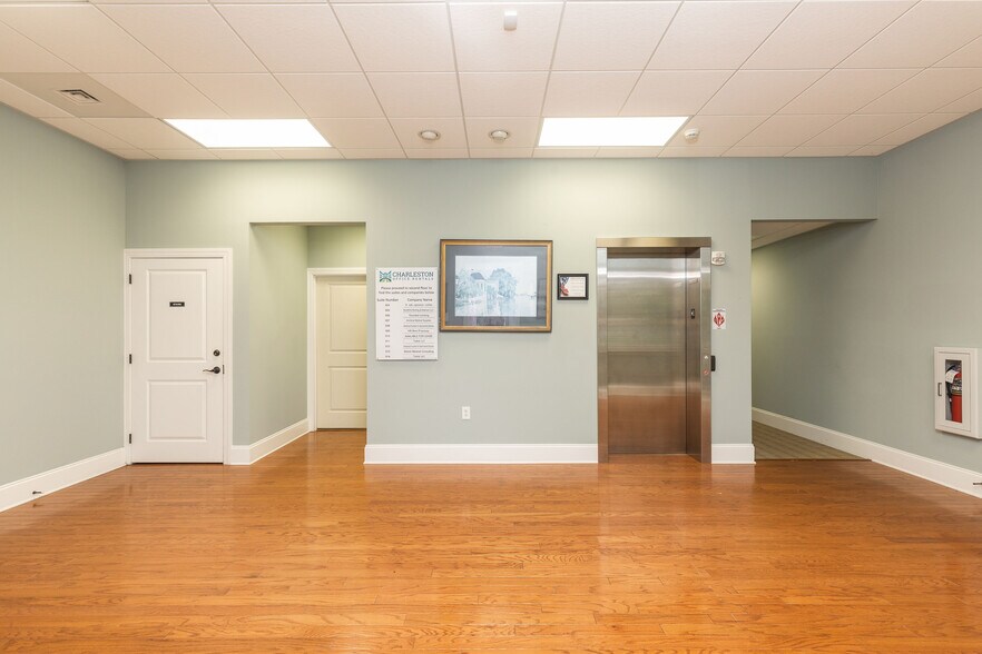 More Photos Of 3015 Dunes West Blvd, Mount Pleasant Office For Lease