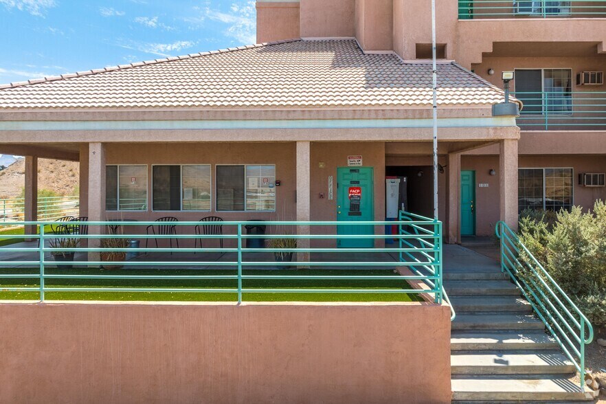 More Photos Of 2220 Rancho Colorado Blvd, Bullhead City Apartments For Sale
