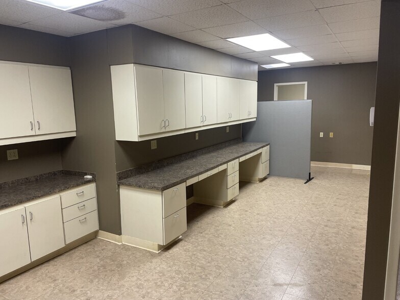 More Photos Of 1 St. Vincent Cir, Little Rock Medical For Lease