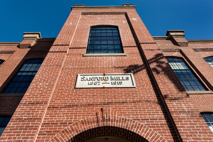 More Photos Of 61 Washington St, Sanford Office For Lease