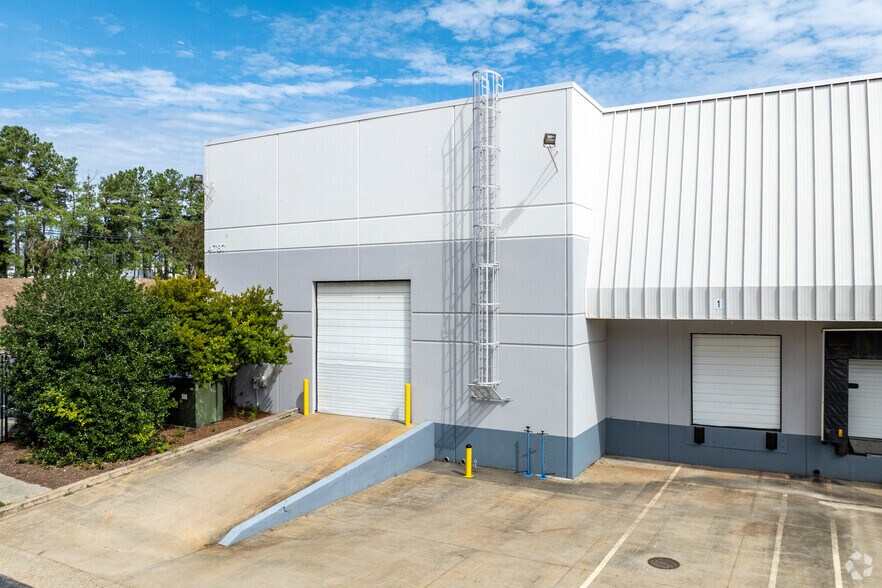 More Photos Of 4787 Stalwart Dr, Fairburn Warehouse For Lease