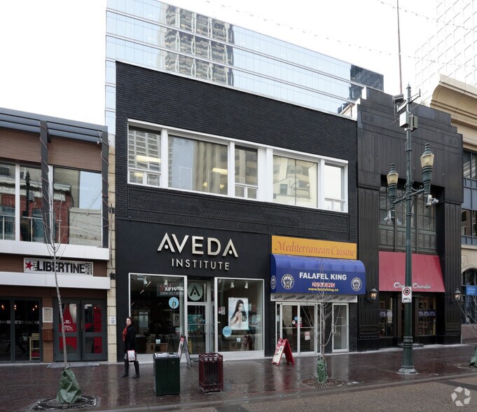 More Photos Of 225 8th Ave SW, Calgary Storefront Retail Office For Lease