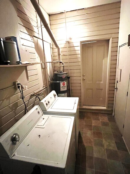 More Photos Of 1905 10th St, Sacramento Apartments For Sale