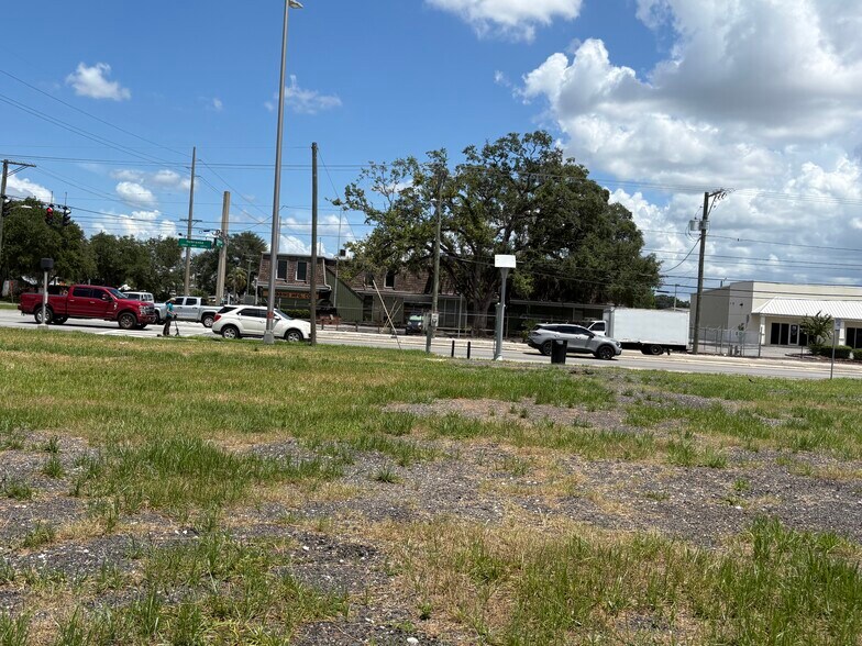 More Photos Of 815 E 131st Ave, Tampa Land For Lease