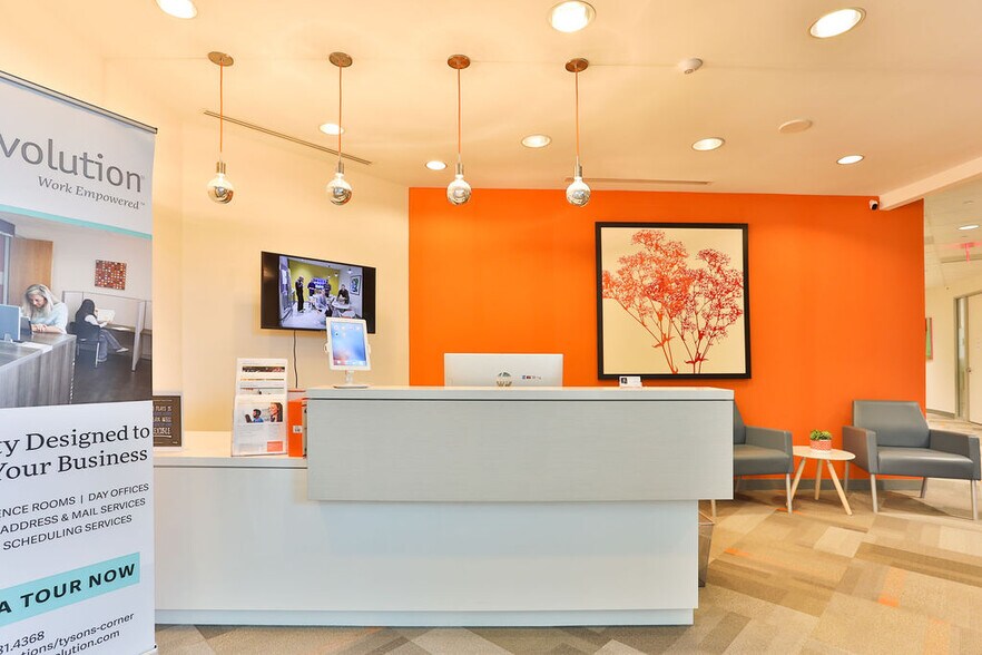 Primary Photo Of 8609 Westwood Center Dr, Vienna Coworking Space