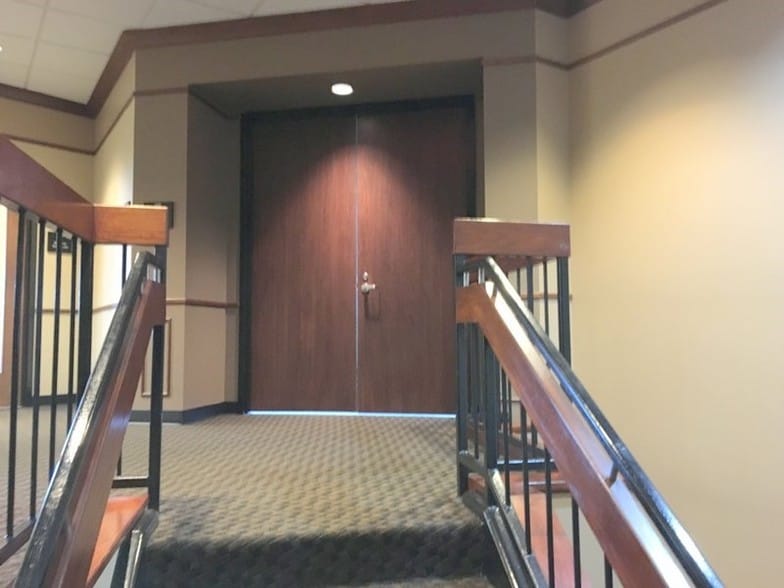 More Photos Of 1000 Randall Rd, Geneva Medical For Sale