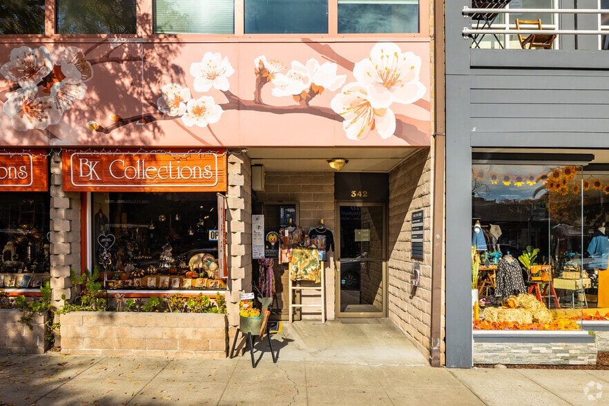 More Photos Of 342 State St, Los Altos Storefront Retail Office For Sale
