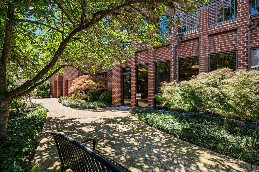 More Photos Of 100 Severn Ave, Annapolis Office Residential For Sale