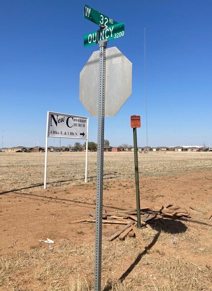 More Photos Of 3218 N Quincy St, Plainview Office For Sale