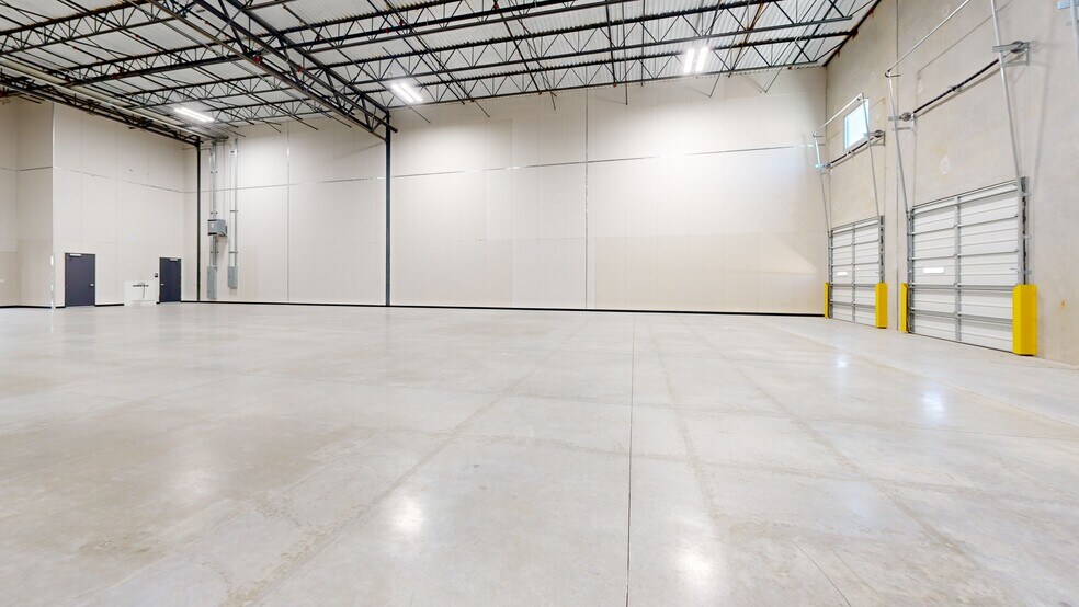 Primary Photo Of 500 Wonder World Dr, San Marcos Distribution For Lease