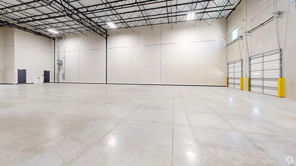 Primary Photo Of 500 Wonder World Dr, San Marcos Distribution For Lease