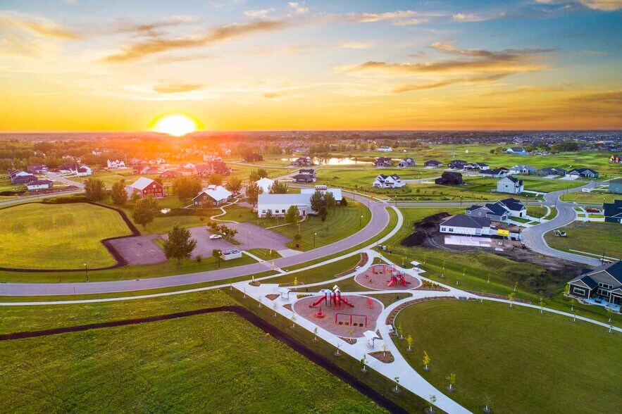 More Photos Of 4844 Rocking Horse Cir S, Fargo Office For Lease