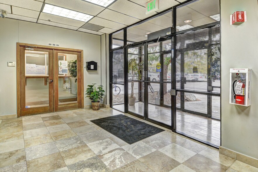 More Photos Of 5485 Conestoga Ct, Boulder Office For Sale