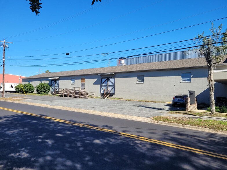 Primary Photo Of 705 Mabry St, Tallahassee Warehouse For Lease