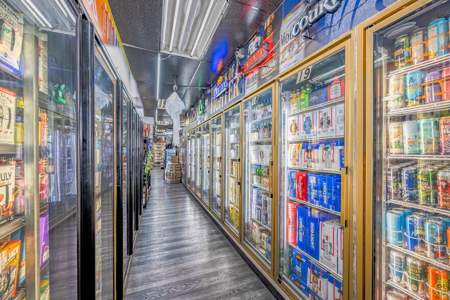 More Photos Of 2135 N San Fernando Rd, Los Angeles Service Station For Sale