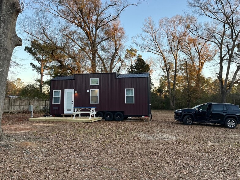 More Photos Of 3174 Westwood Dr, Marianna Trailer Camper Park For Sale