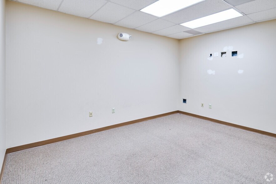 More Photos Of 4171 N Mesa St, El Paso Medical For Lease