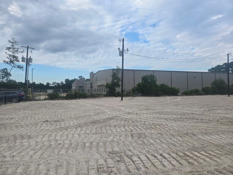 More Photos Of 12211 Carriage Ln, Conroe Land For Sale