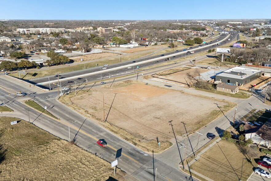 More Photos Of 2620 Airport fwy, Fort Worth Land For Sale